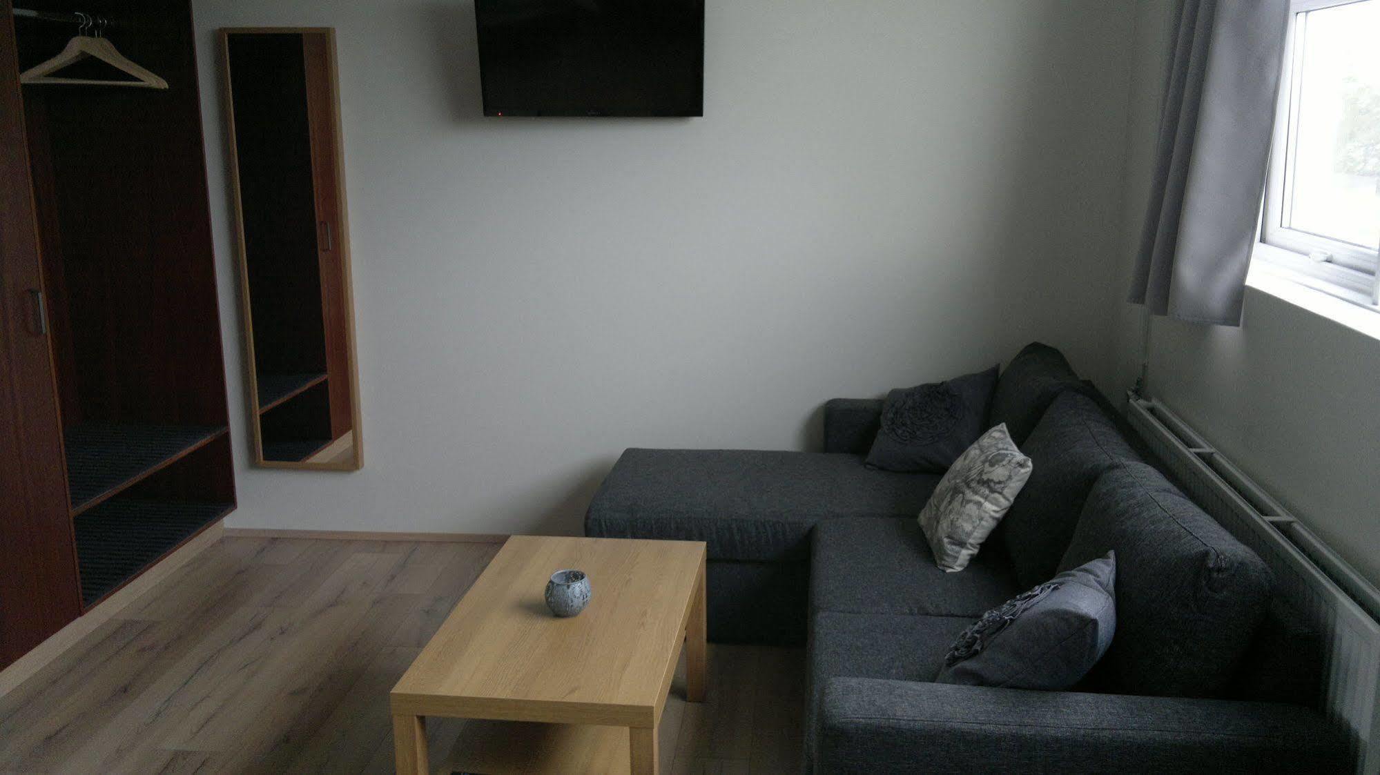 Hotel Grasteinn - Airport Hotel Keflavík Екстериор снимка